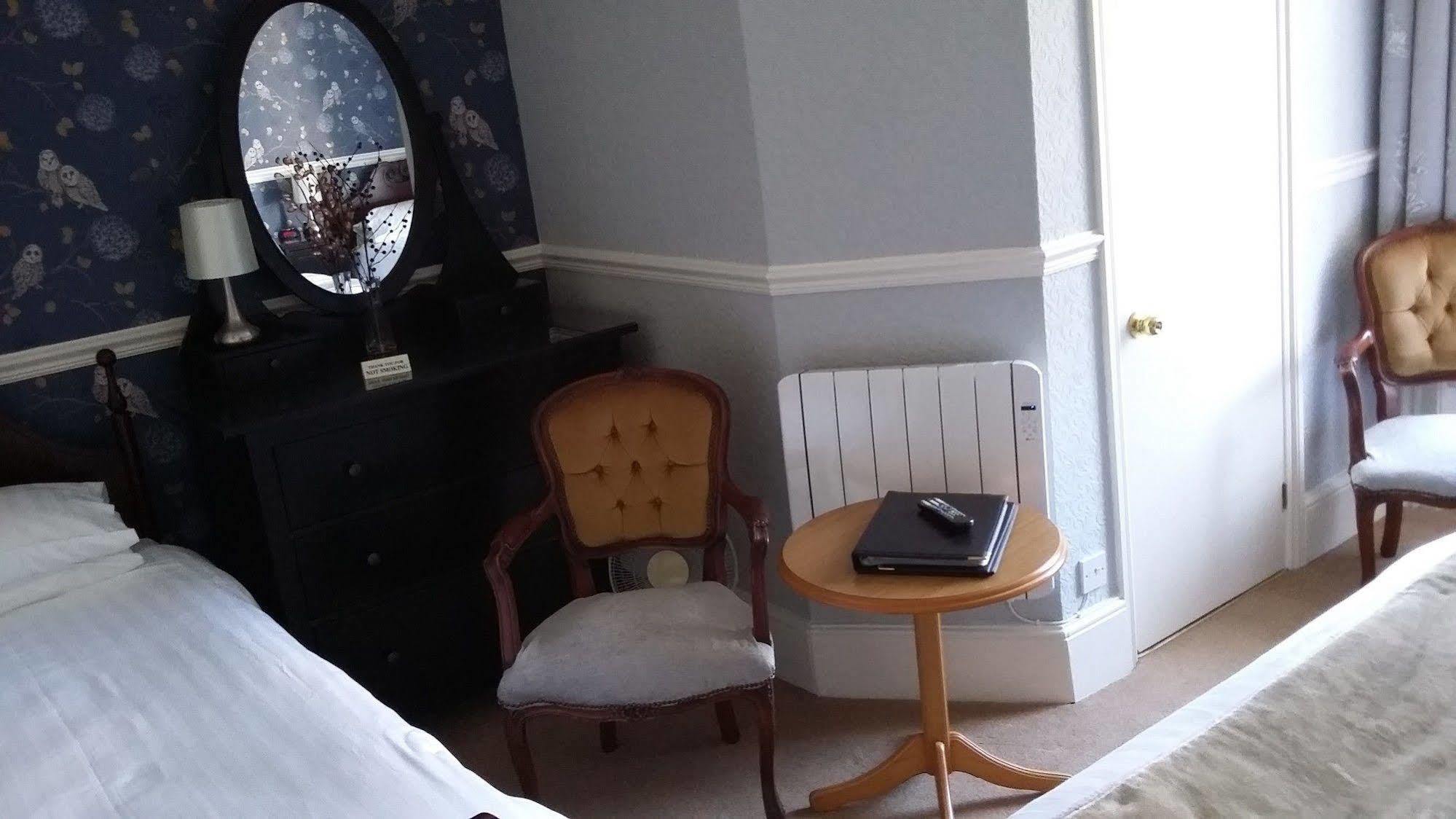 Maison Dieu Guest House Dover Kültér fotó
